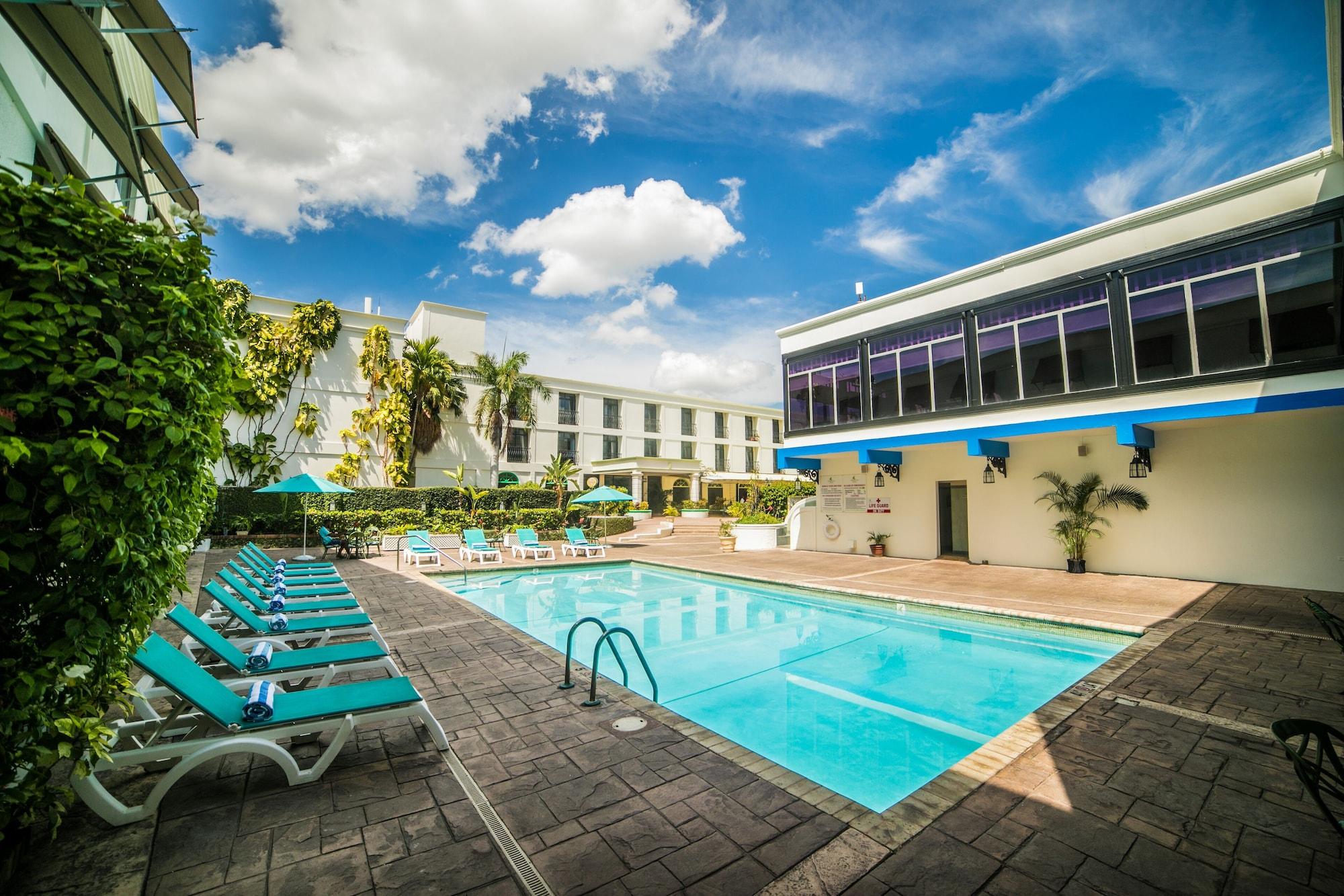 The Knutsford Court Hotel Kingston Dış mekan fotoğraf